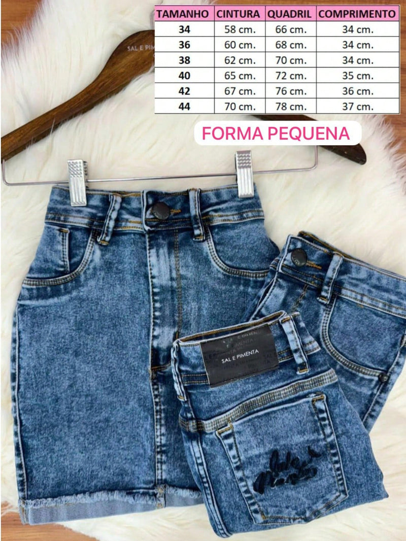 Saia: Jeans com lycra e bordado